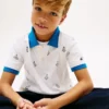 Polo infantil elástico com logótipo náutico