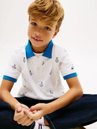 Polo infantil elástico com logótipo náutico