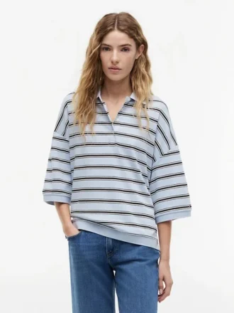 Polo às riscas com corte largo