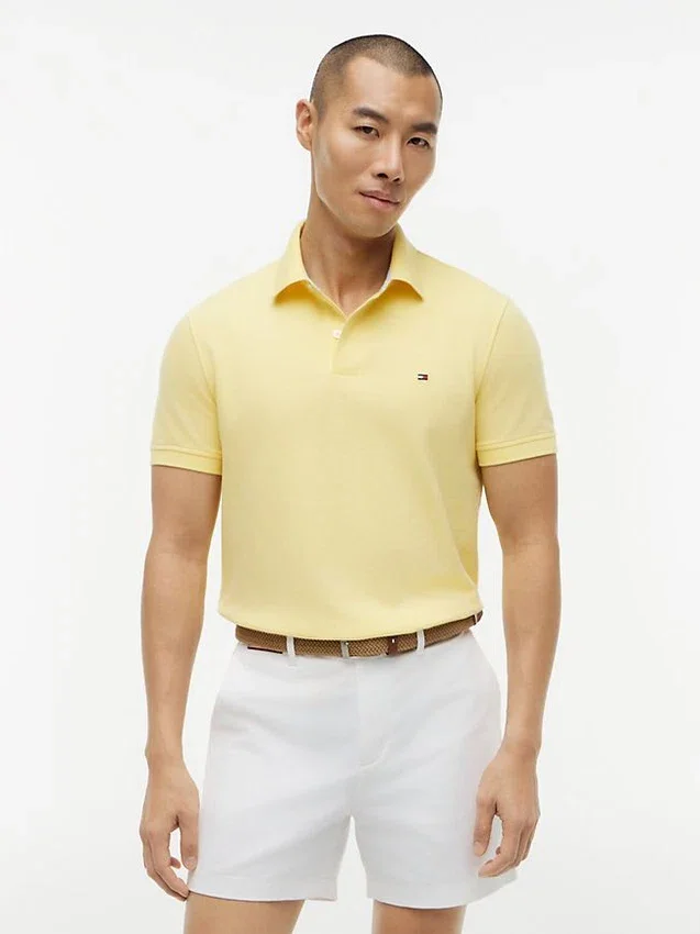 Polo Tommy com corte regular e elástico Polo Tommy com corte regular e elástico
