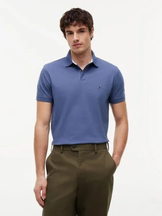 Polo Tommy com corte regular e elástico