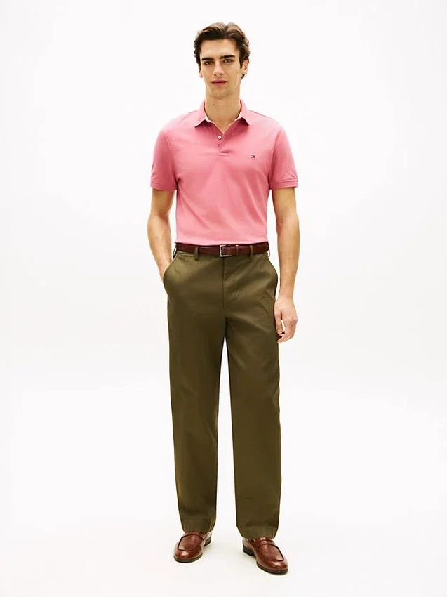 Polo Tommy com corte regular e elástico Polo Tommy com corte regular e elástico