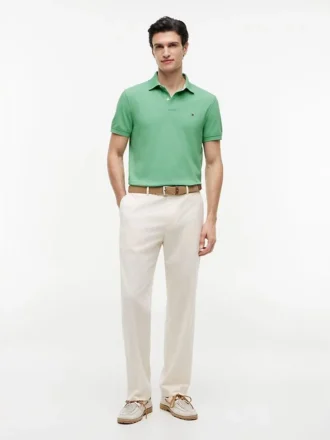Polo Tommy com corte regular e elástico