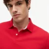 Polo Tommy com corte regular e elástico Polo Tommy com corte regular e elástico
