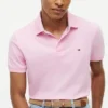 Polo Tommy com corte regular e elástico Polo Tommy com corte regular e elástico