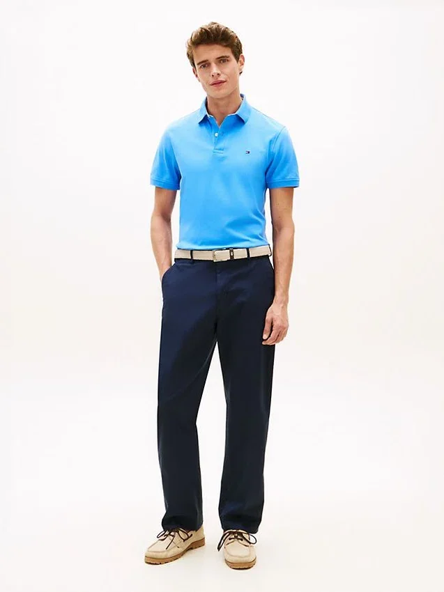 Polo Tommy com corte regular e elástico Polo Tommy com corte regular e elástico