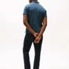 Polo Tommy com corte regular e elástico Polo Tommy com corte regular e elástico