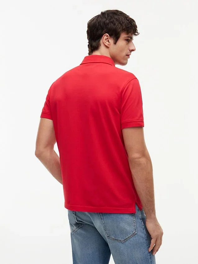 Polo Tommy com corte regular e elástico Polo Tommy com corte regular e elástico