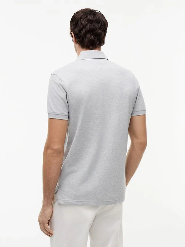 Polo Tommy com corte regular e elástico Polo Tommy com corte regular e elástico