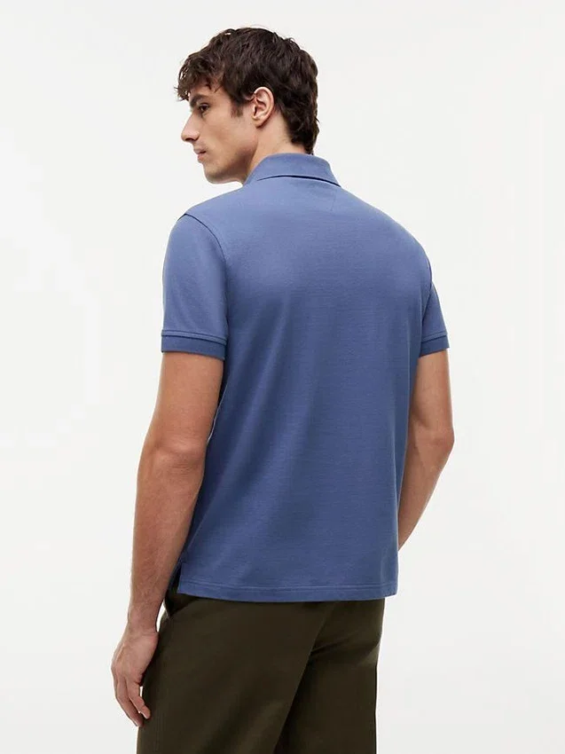 Polo Tommy com corte regular e elástico Polo Tommy com corte regular e elástico