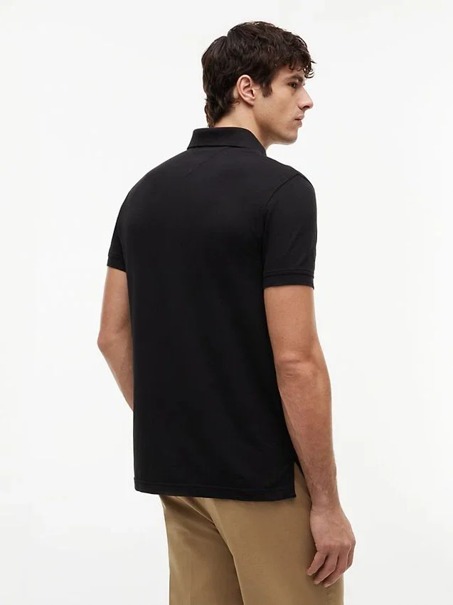 Polo Tommy com corte regular e elástico Polo Tommy com corte regular e elástico