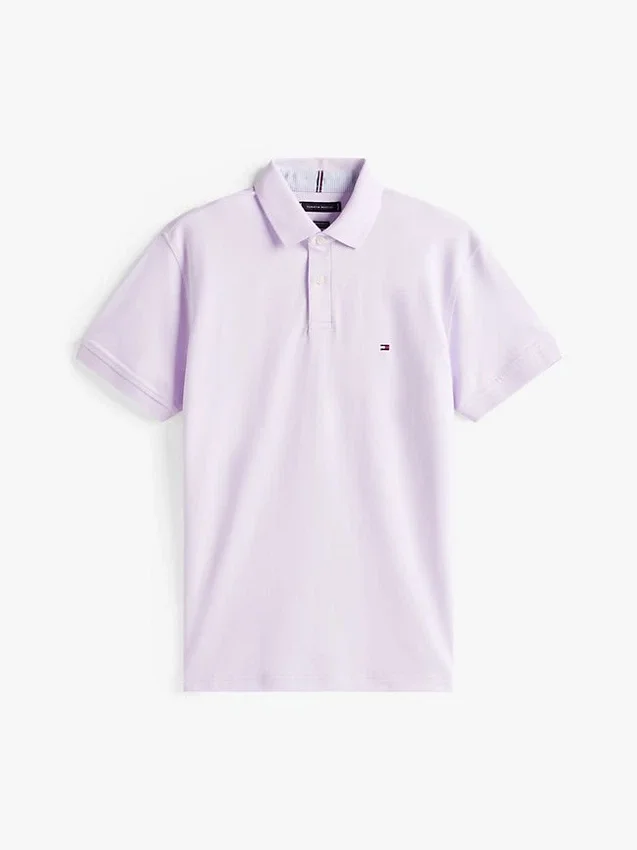 Polo Tommy com corte regular e elástico Polo Tommy com corte regular e elástico