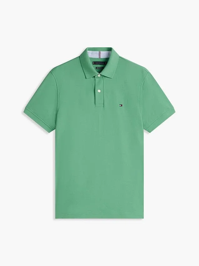 Polo Tommy com corte regular e elástico Polo Tommy com corte regular e elástico