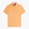 Polo Tommy com corte regular e elástico Polo Tommy com corte regular e elástico