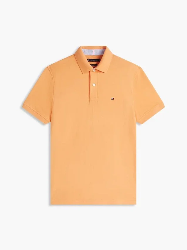 Polo Tommy com corte regular e elástico Polo Tommy com corte regular e elástico