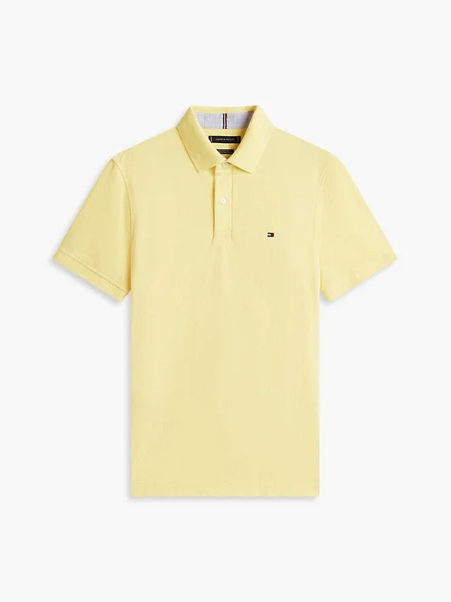 Polo Tommy com corte regular e elástico Polo Tommy com corte regular e elástico
