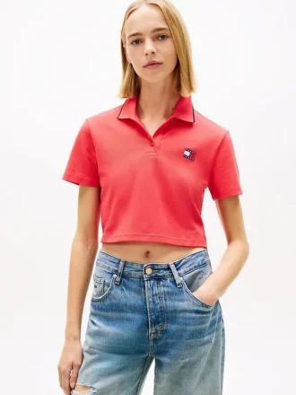Polo Tommy Jeans de corte curto e largo