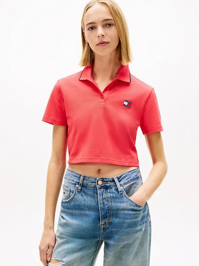 Polo Tommy Jeans de corte curto e largo Polo Tommy Jeans de corte curto e largo