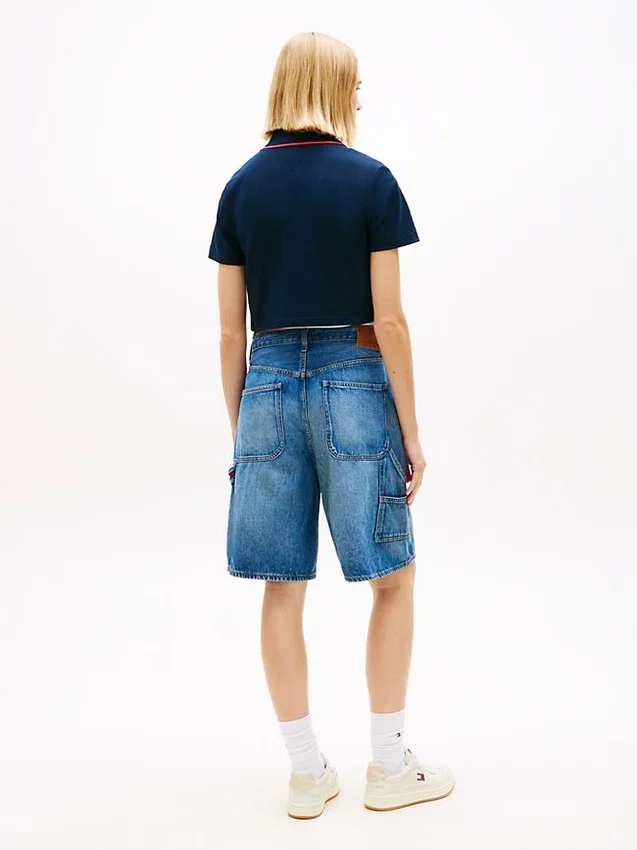 Polo Tommy Jeans de corte curto e largo Polo Tommy Jeans de corte curto e largo