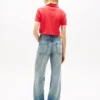 Polo Tommy Jeans de corte curto e largo Polo Tommy Jeans de corte curto e largo