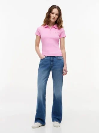 Polo Tommy Jeans de malha canelada com corte justo