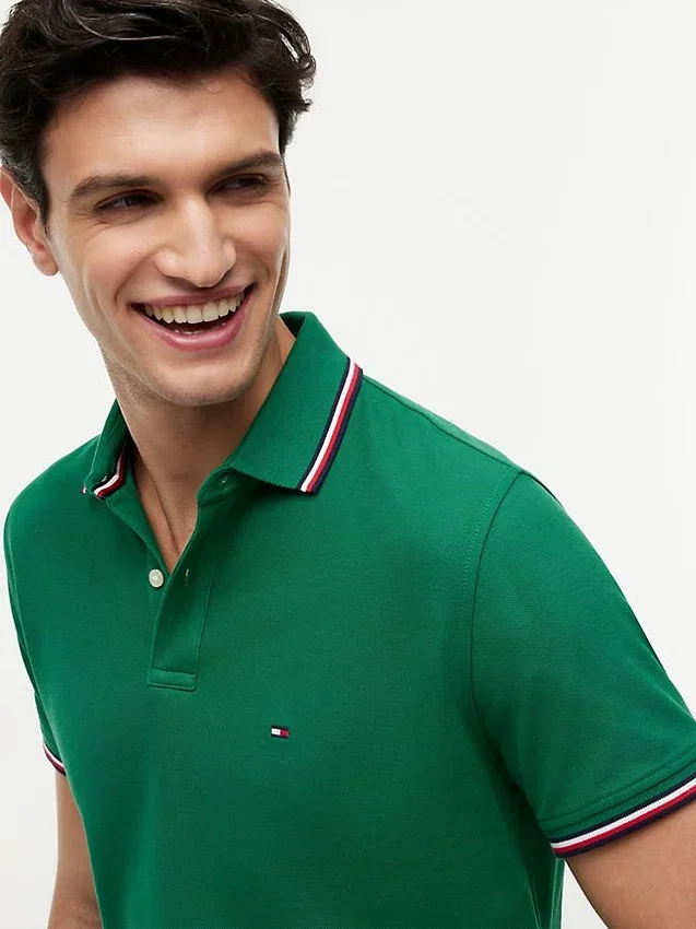 Polo Tommy Wicking de corte regular Polo Tommy Wicking de corte regular