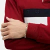 Pulseira com elos em forma de bandeira