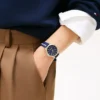 Relógio com bracelete de 34 mm com riscas exclusivas Relógio com bracelete de 34 mm com riscas exclusivas