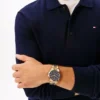 Relógio desportivo de 43 mm