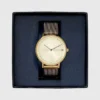 Relógio dourado com bracelete magnética Relógio dourado com bracelete magnética