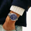 Relógio multifunções de 42 mm