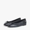 Sabot de couro liso Sabot de couro liso
