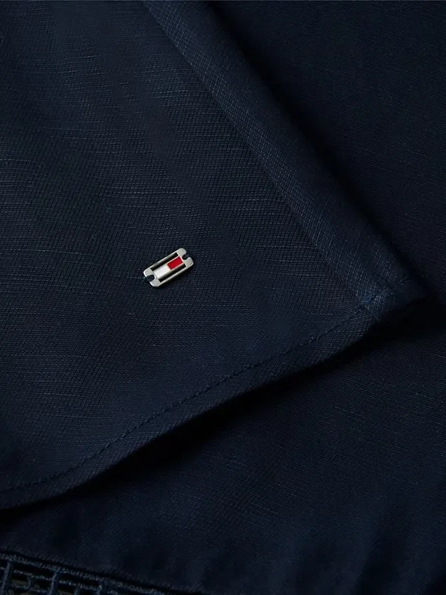 Saia Midi com Detalhe do Logótipo da Bandeira Saia Midi com Detalhe do Logótipo da Bandeira