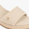 Sandália de cunha em espadrilha Sandália de cunha em espadrilha