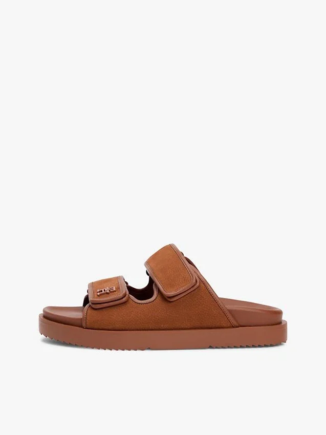 Sandália deslizante de couro nubuck com duas tiras Sandália deslizante de couro nubuck com duas tiras