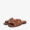 Sandália tipo mocassim em pele Sandália tipo mocassim em pele