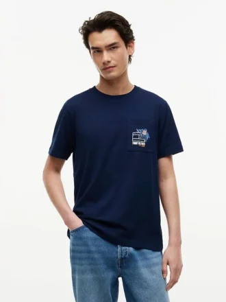 T-shirt com bolso e logótipo floral
