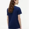 T-shirt com bolso e monograma em letra cursiva T-shirt com bolso e monograma em letra cursiva
