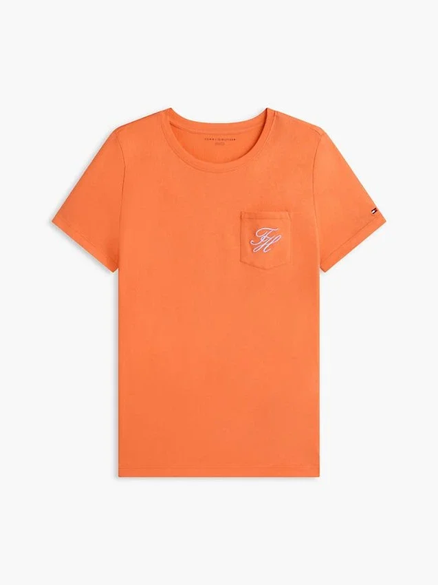 T-shirt com bolso e monograma em letra cursiva T-shirt com bolso e monograma em letra cursiva