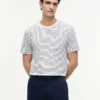T-shirt com bolso às riscas T-shirt com bolso às riscas