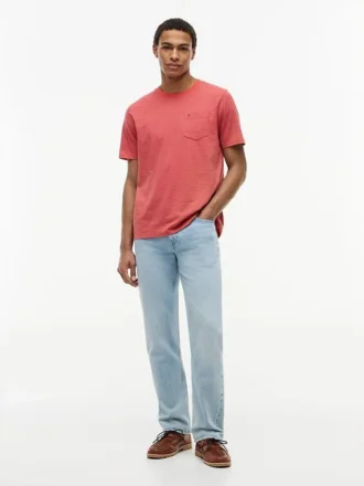 T-shirt com bolso às riscas