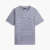 T-shirt com bolso às riscas T-shirt com bolso às riscas