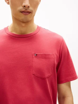 T-shirt com bolsos para o dia-a-dia
