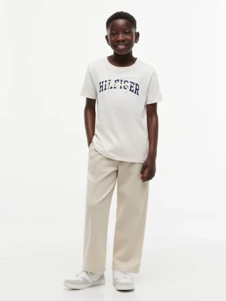 T-shirt com grafismo Hilfiger para criança