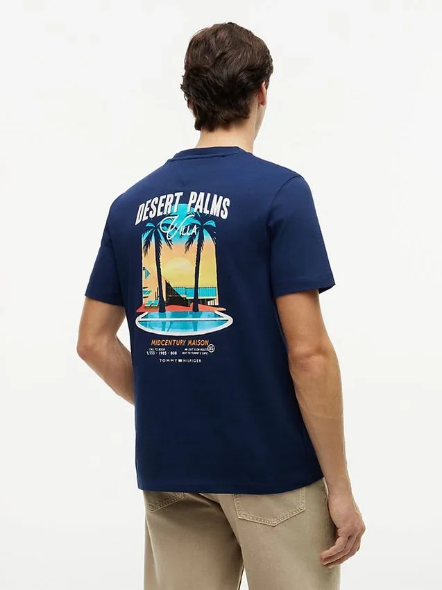 T-shirt com gráfico Desert Palm nas costas T-shirt com gráfico Desert Palm nas costas
