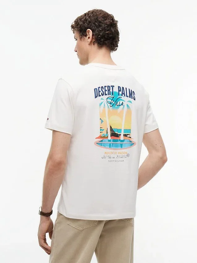 T-shirt com gráfico Desert Palm nas costas T-shirt com gráfico Desert Palm nas costas