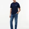 T-shirt com gráfico náutico nas costas T-shirt com gráfico náutico nas costas