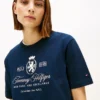 T-shirt com logótipo bordado T-shirt com logótipo bordado