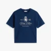 T-shirt com logótipo bordado T-shirt com logótipo bordado