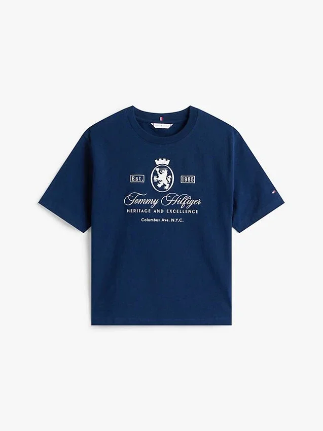 T-shirt com logótipo bordado T-shirt com logótipo bordado